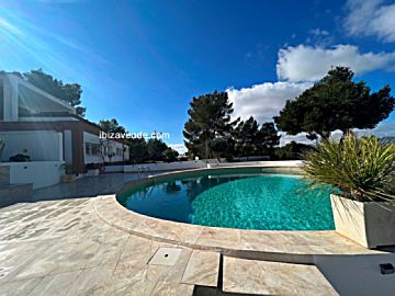 Imagen 1 Venta de piso con piscina en Santa Eularia